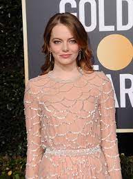 golden globes 2019 emma stone in louis