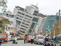 strong quake hits taiwan
