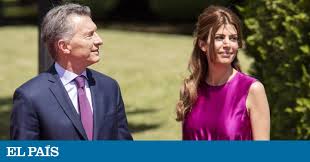 Mauricio macri saludó a un conocido tuitero que se va a vivir a. Argentina Juliana Awada The Sorceress Of Mauricio Macri People And Celebrity