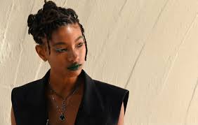 Willow and will smith's movies, hancock and kit kittredge: Willow Smith Willow Review