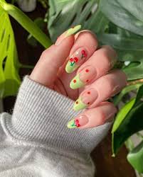 41 best green nail designs to try out
