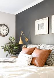 accent wall ideas for neutral rooms