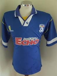 Should respect that. former cardiff city captain jason perry believes cardiff's home shirt should remain blue. Cardiff City Home Camiseta De Futbol 1995 1996 Sponsored By South Wales Echo