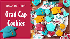 decorated graduation cap sugar cookies