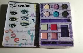 one direction 1d s makeup gift set