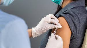 Σημειώνεται ότι οι εμβολιασμοί για τον κορωνοϊό στην ελλάδα έχουν ξεπεράσει το 1 εκατομμύριο. Anoigei H Platforma Ranteboy Emboliasmoy Sthn Hlikiakh Omada 55 59 Business Daily