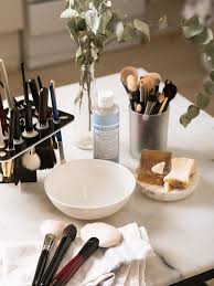 how to wash makeup brushes properly