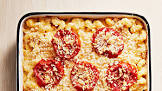 baked macaroni with cheese and tomatoes