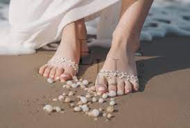 Emily Watson's Feet << wikiFeet