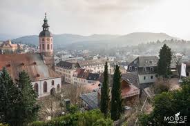 Other cities within easy reach include freiburg, strasbourg and stuttgart. Baden Baden Unsere Tipps Fur Ein Wochenende Im Landle
