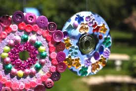 cd wind spinners made from old cds