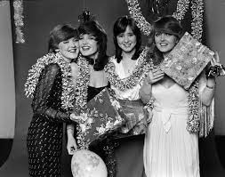 She celebrated her 62nd birthday in 2021. Reach Licensing On Twitter 9th December 1980 The Nolan Sisters Bernie Maureen Coleen And Linda Onthisday Https T Co Tikevrp2fx