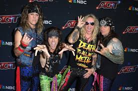 steel panther rocks the house with
