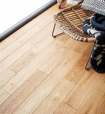 Laminate flooring packs x 2. Woodpecker Flooring York Select Oak Solid Wood Flooring