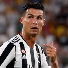 The red devils confirmed on friday that they had reached a deal with juventus. Football Transfer Rumours Cristiano Ronaldo To Join Lionel Messi At Psg Transfer Window The Guardian