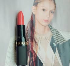 professional lipstick xoxo red