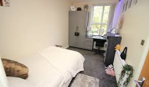 1 bedroom student flats in leeds