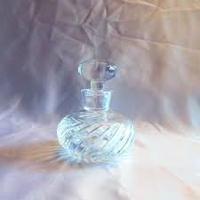 Round Cut Glass Perfume Gem