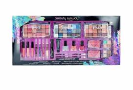 beauty runway 90 piece makeup gift set