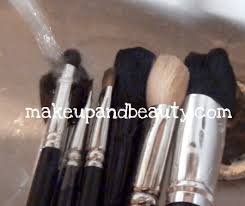 how to clean makeup brushes with photos