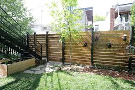 notre clôture en bois facile à faire et