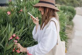 plant identification apps for gardeners