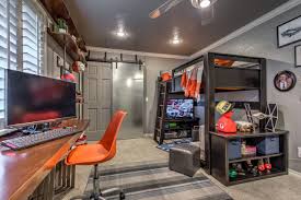 A platform wooden bed in a niche would become a perfect sleeping nook for your boy. 75 Beautiful Boys Room Pictures Ideas Houzz