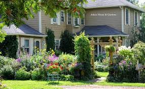 Aiken House Gardens Garden Tours