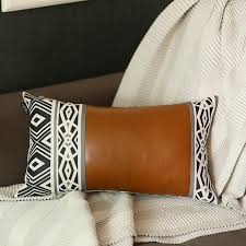 20 Stylish Throw Pillow Ideas For Brown Couches