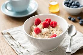 All in one dish that houses the goodness of oats and honey. Low Calorie Breakfast Breakfast Under 100 Calories And 200 Calories