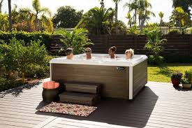 The 4 Most Stunning Hot Tubs For Decks