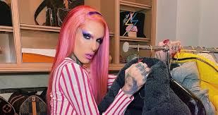 Star mirror snowcone winter soft touch. Why Did Jeffree Star Move To Wyoming His Fans Are A Bit Confused
