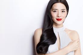 Short hairstyles are really just as versatile as long hair. 7 Tips That Asian Women Could Use For Best Makeup Results Fashion Gone Rogue