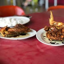 Ayam goreng mcd, who rose to fame in 2017, aims to bring in a new era for mcdonald's by replacing burgers as the #1 choice. Fotos Bei Boy Nasi Lemak Utara Bdr Perda Malaysisches Restaurant