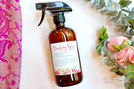 easy natural disinfecting spray to make