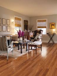 hardwood floor vs laminate which one