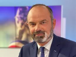You see, many people were saying he had to take a right wing prime minister in. Edouard Philippe N Est Plus Premier Ministre