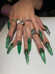 the best halloween nails according to