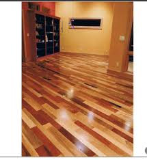 brown woodin laminated wood flooring