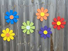 Ways To Decorate Your Garden Fence Diy