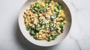 Salt-As-You-Go Pasta With Broccolini, Garlic, and Parmesan Recipe ...