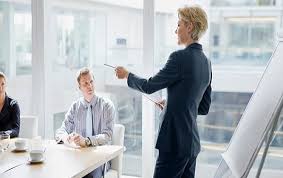 آیا زنان مدیران بهتری در مقایسه با مردان هستند؟ | پلیمرمال