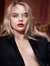 cara delevingne goes nearly for