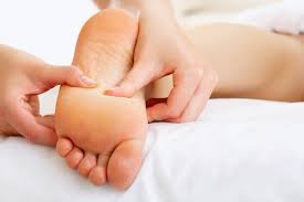 top 10 home remes for swollen feet