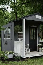 Charming Garden Shed Decorating Ideas