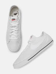 Nike asks you to accept cookies for performance, social media and advertising purposes. Nike Men White Sneakers Buy Nike Men White Sneakers Online In India