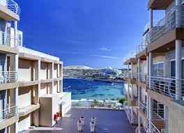 9610 locations vacances et airbnb malte