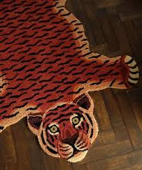 tiger print rug at rs 2000 piece