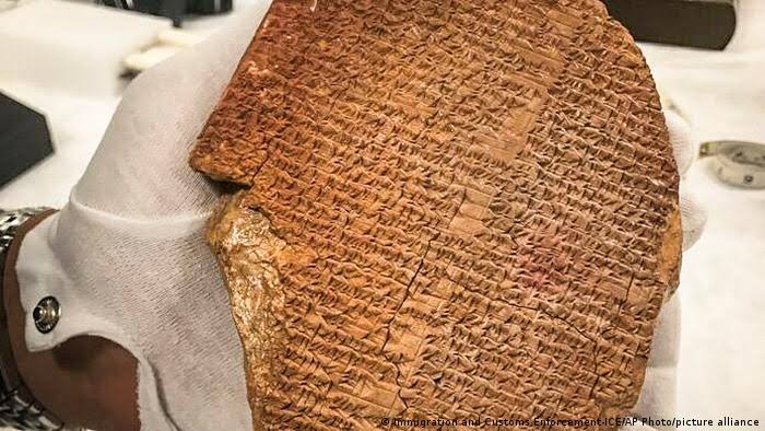The US to return 3500-yr-old 'Gilgamesh Dream Tablet' to Iraq