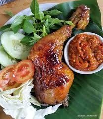 Ayam bakar bumbu rujak is a popular javanese dish commonly found in indonesia. Resep Membuat Ayam Bakar Kecap Rumahan Yang Enak